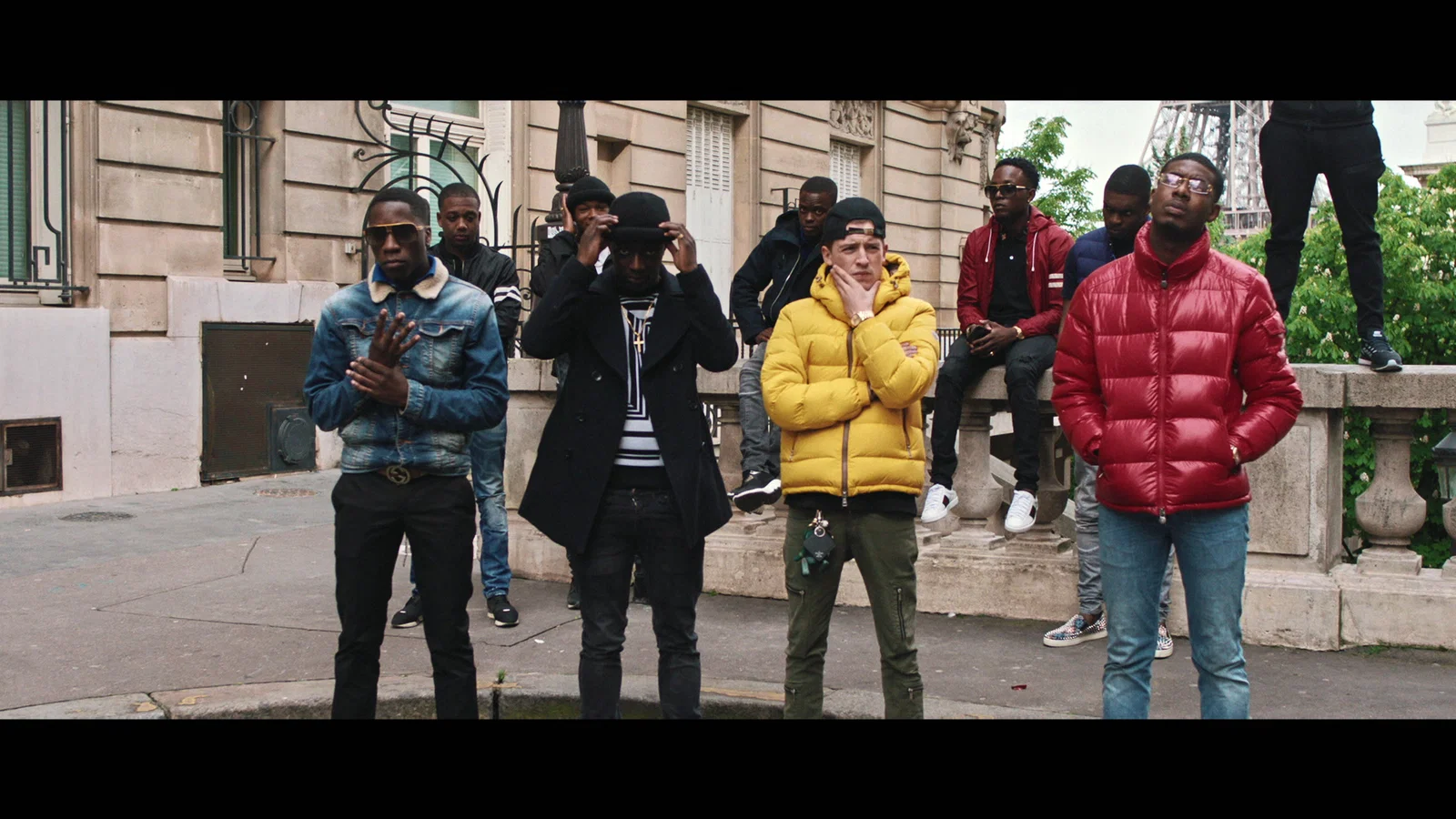 4x Duurder background
