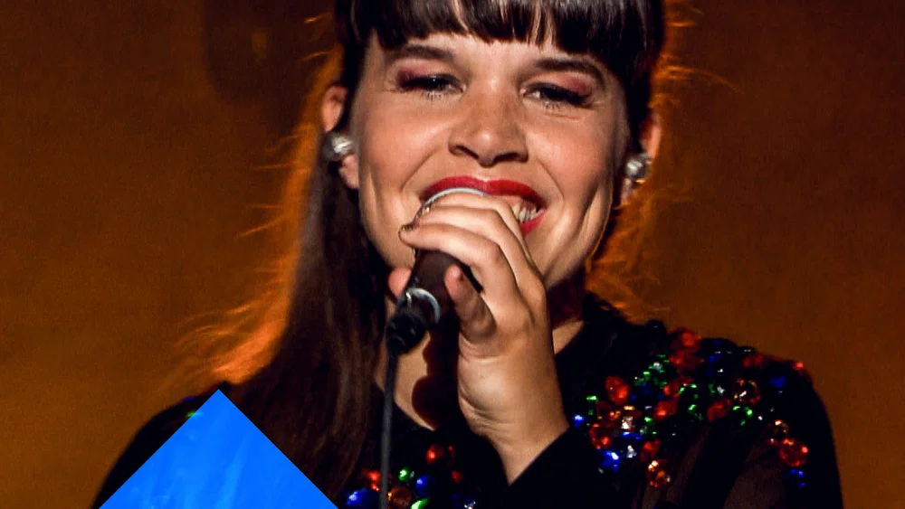 Sarah - Live Uit Liefde Voor Muziek background