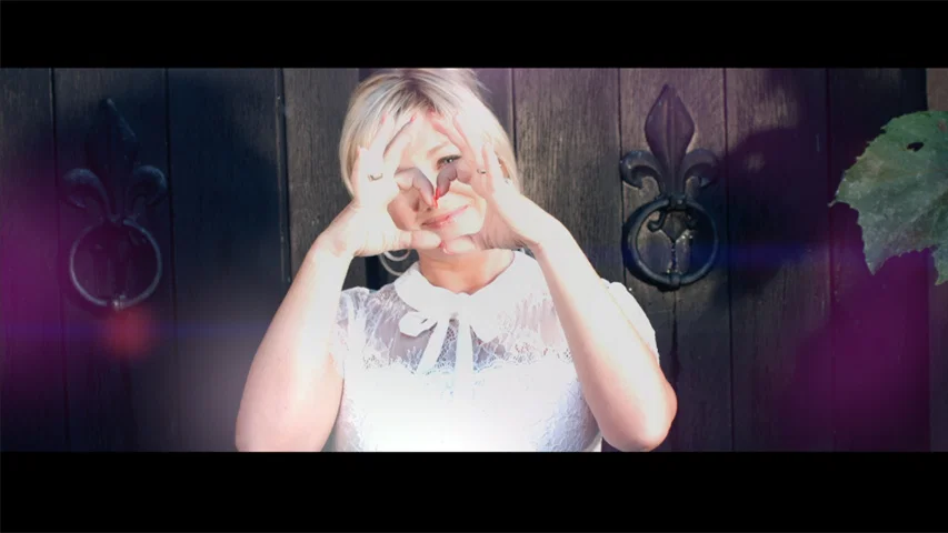 De Grootste Liefde background