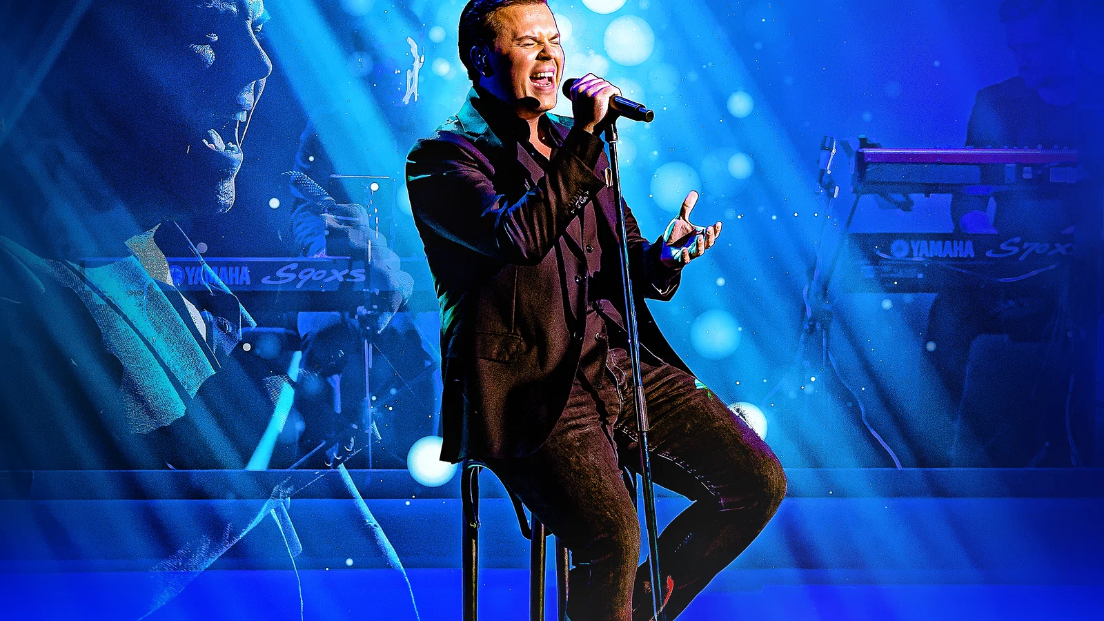 Live in Concert (Schouwburg Amstelveen) background
