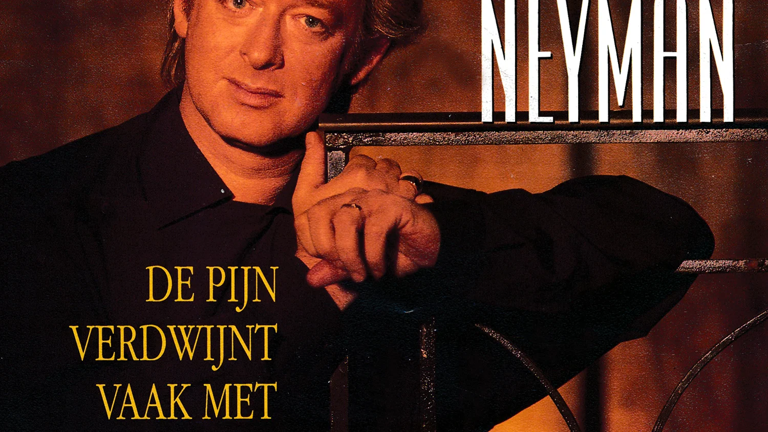 De Pijn Verdwijnt Vaak Met De Jaren background