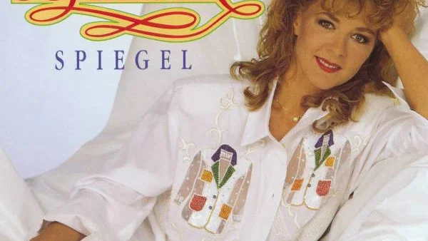 Spiegel background