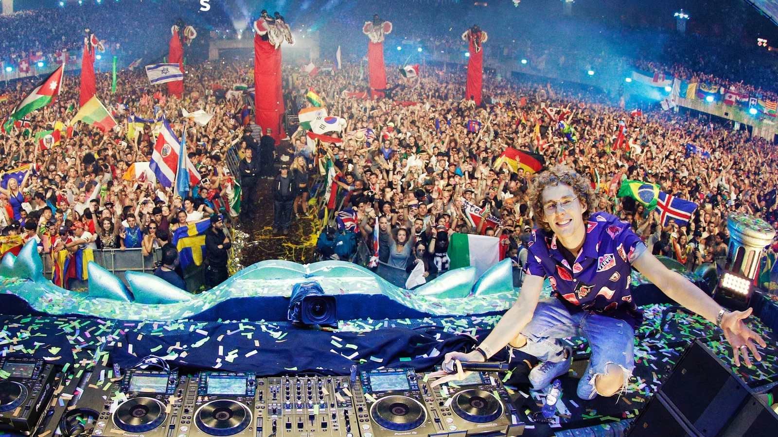 Live at Tomorrowland Belgium 2017 (Highlights) background