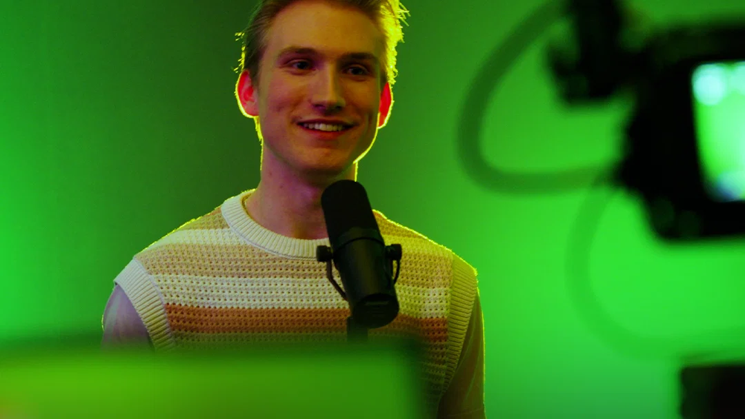 SPOTLIGHT (Live Optredens, Interviews, Audio) background
