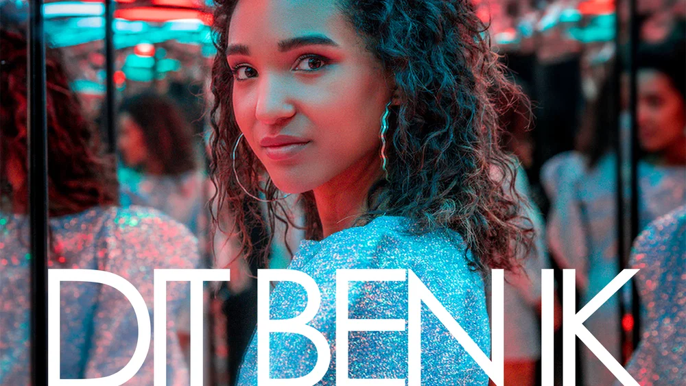 Dit Ben Ik - uit de musical Diana & Zonen background