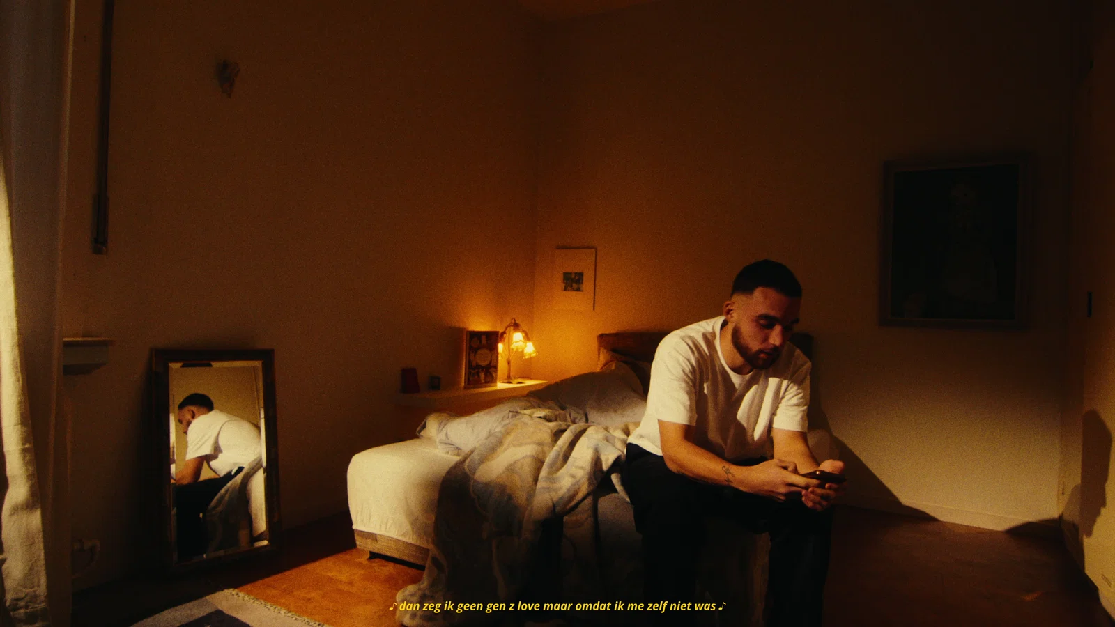 Geen Gen-Z Love - Lyric Video background