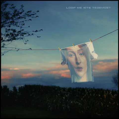 Loop me iets tegemoet