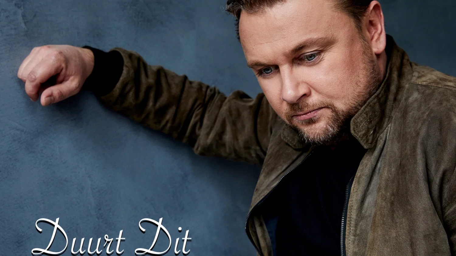Duurt Dit Nog Lang background