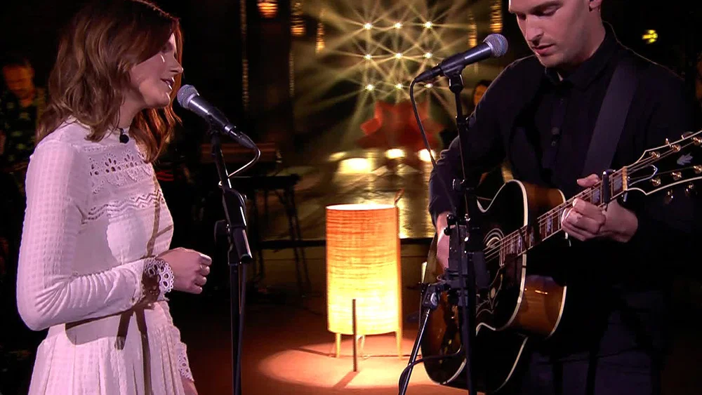 For You - Live Uit Liefde Voor Muziek background