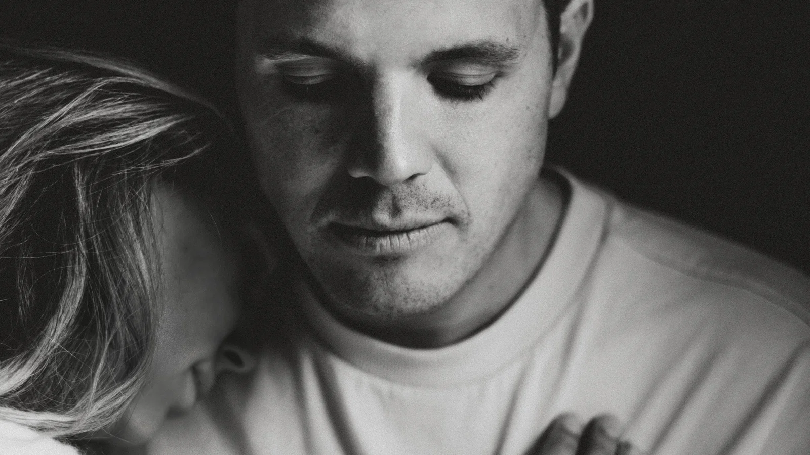 Alles Komt Goed background