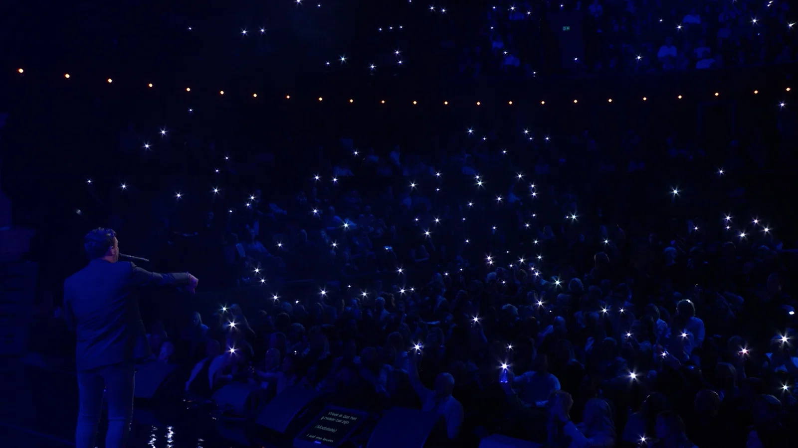 Laat Me Leven - Live in Carré 2023 background