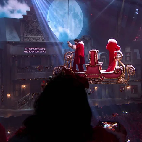 Opening Show + Last Christmas | 2016