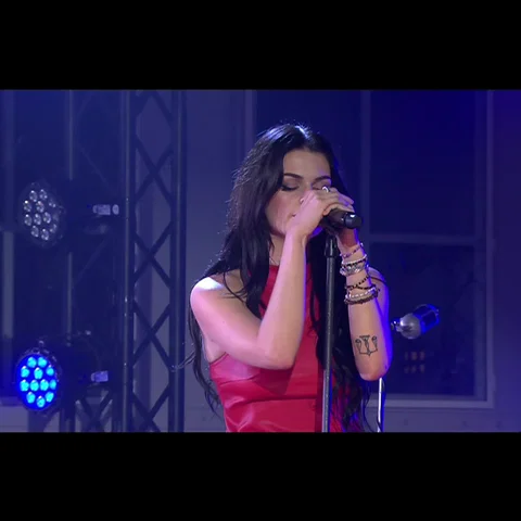 Lullaby ( Live @ Luistersessie)