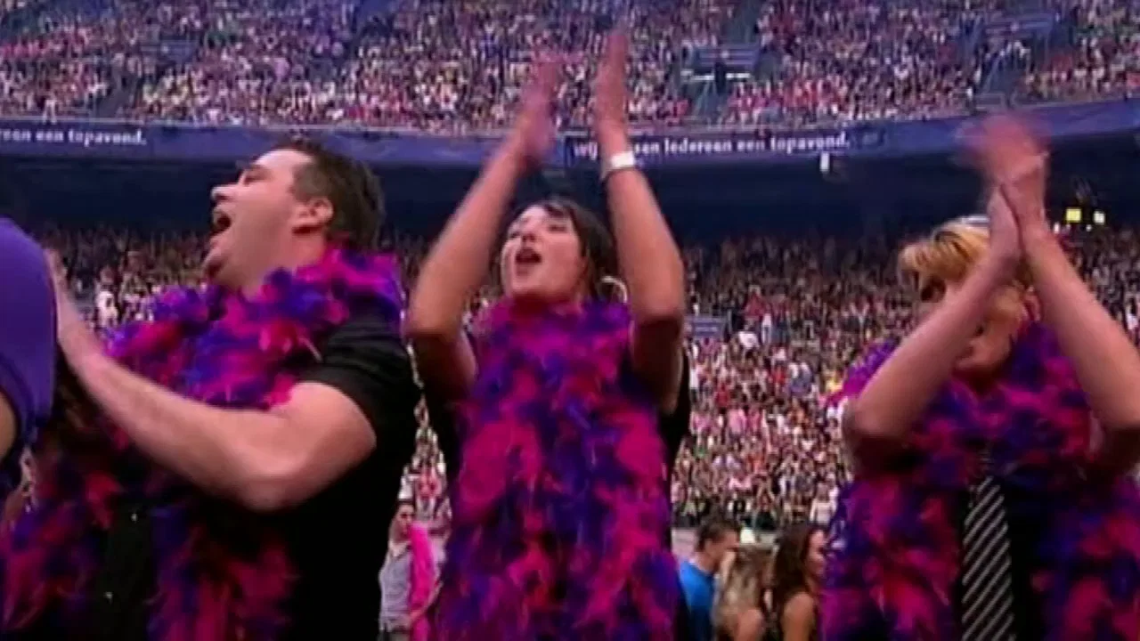 Zangeres Zonder Naam Medley | 2007 background