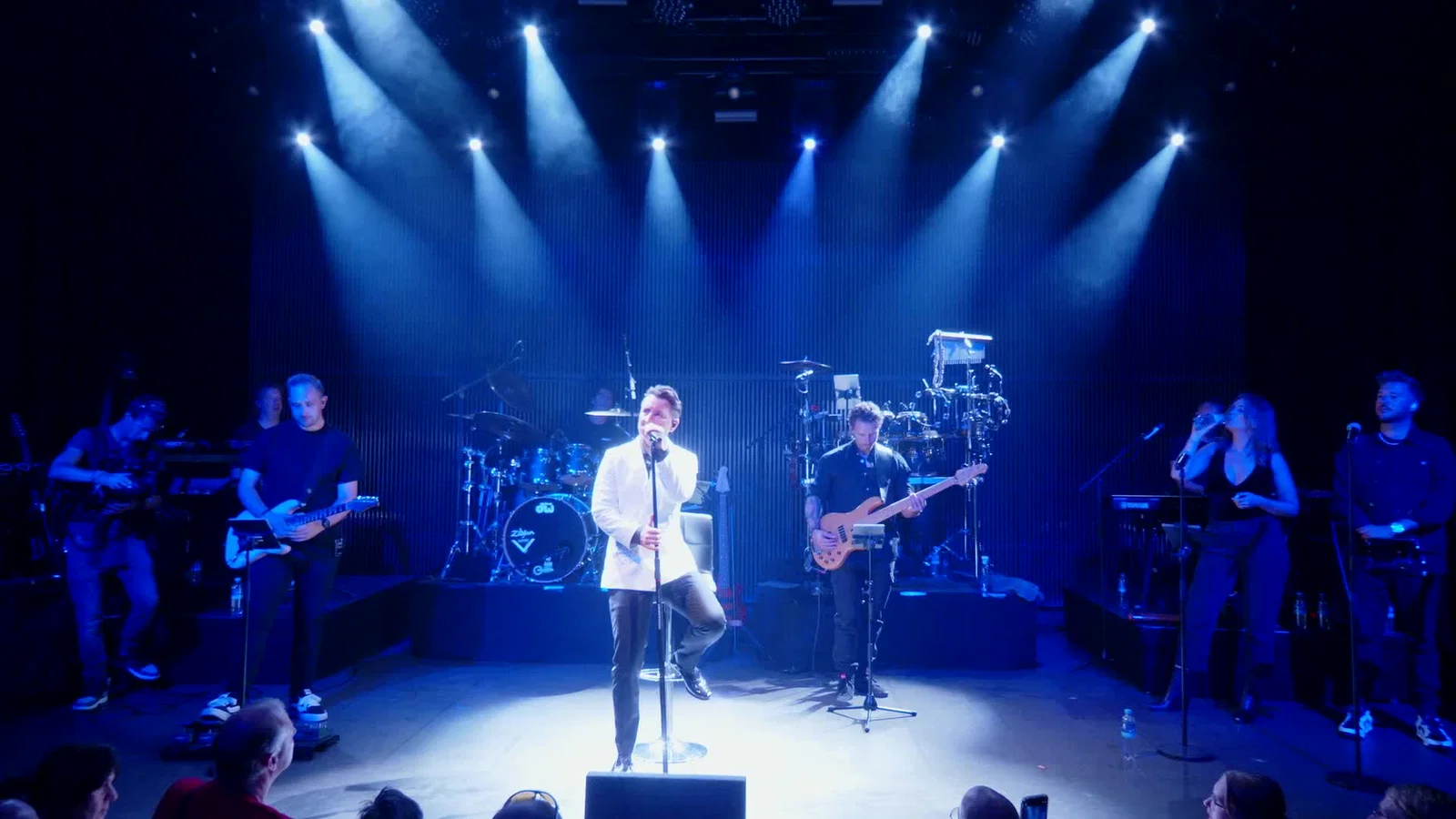 Ik Kan Je Dromen (Live In Concert) background