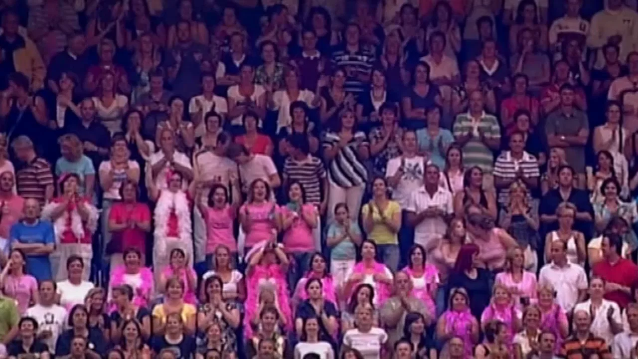 Dance Classics Medley | 2007 background