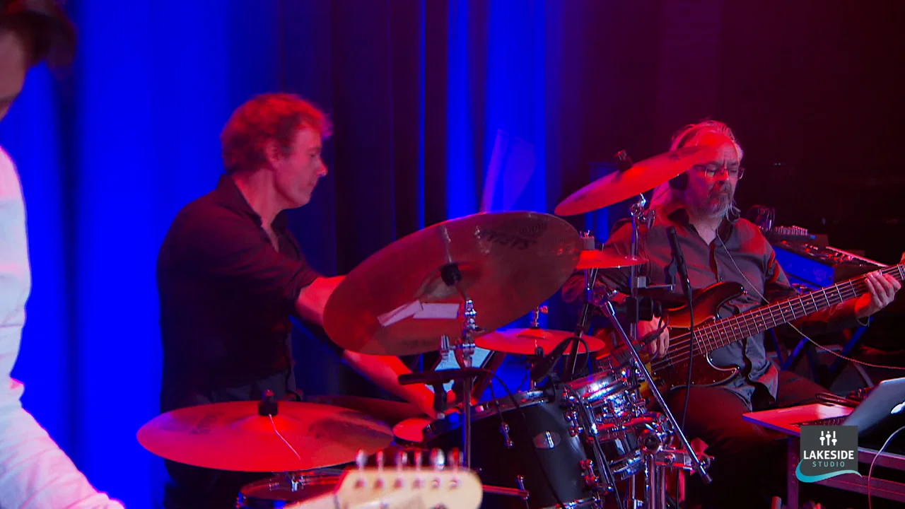 My House (Live In Theater Florallis Lisse) background