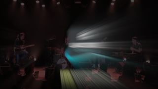 Feels Like Home  (Live In De Victorie Alkmaar)
