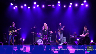 Crazy  (Live In De Victorie Alkmaar)