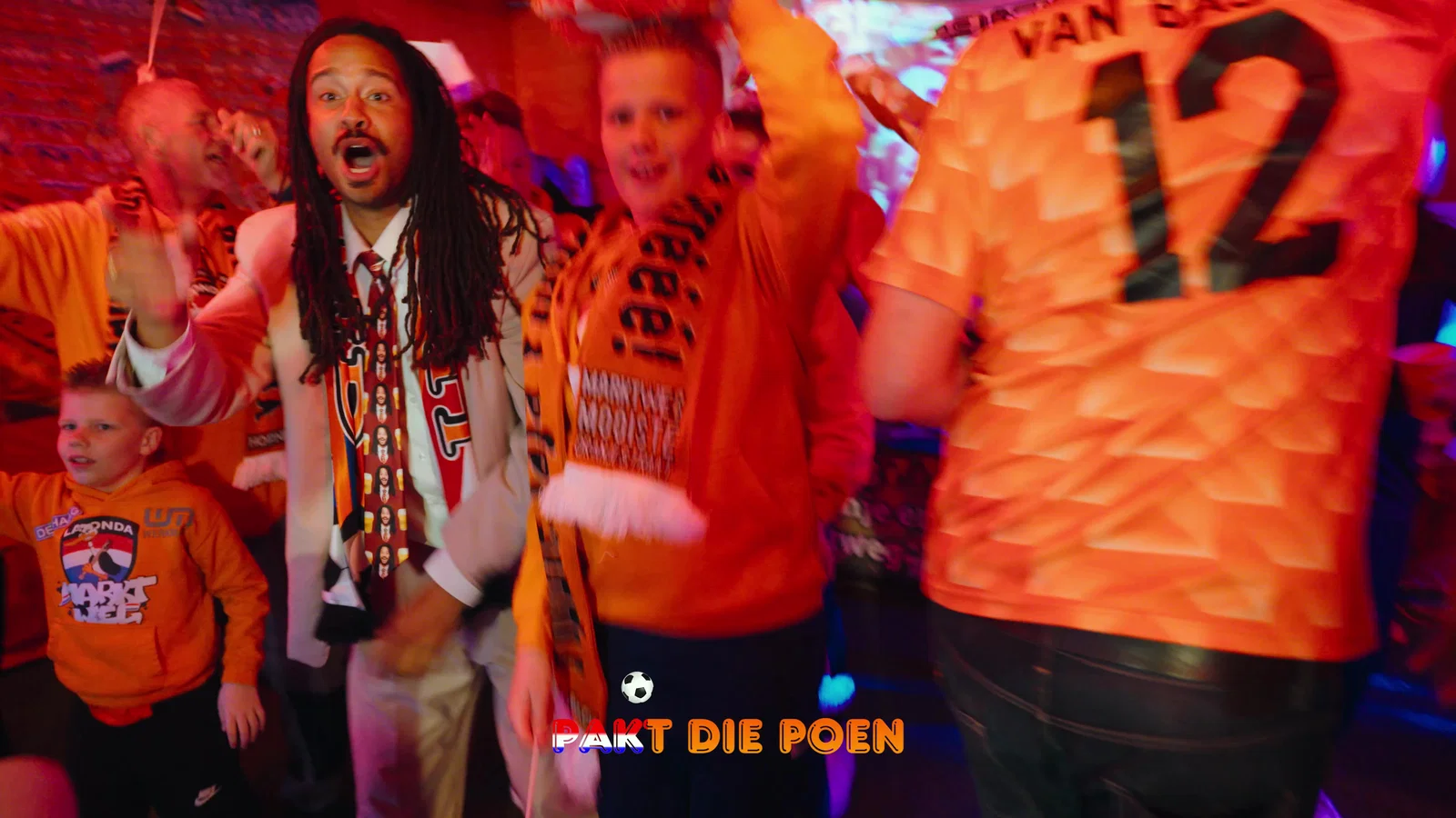 Oranje, Ik Hou Van Je (Pak Die Poen) background