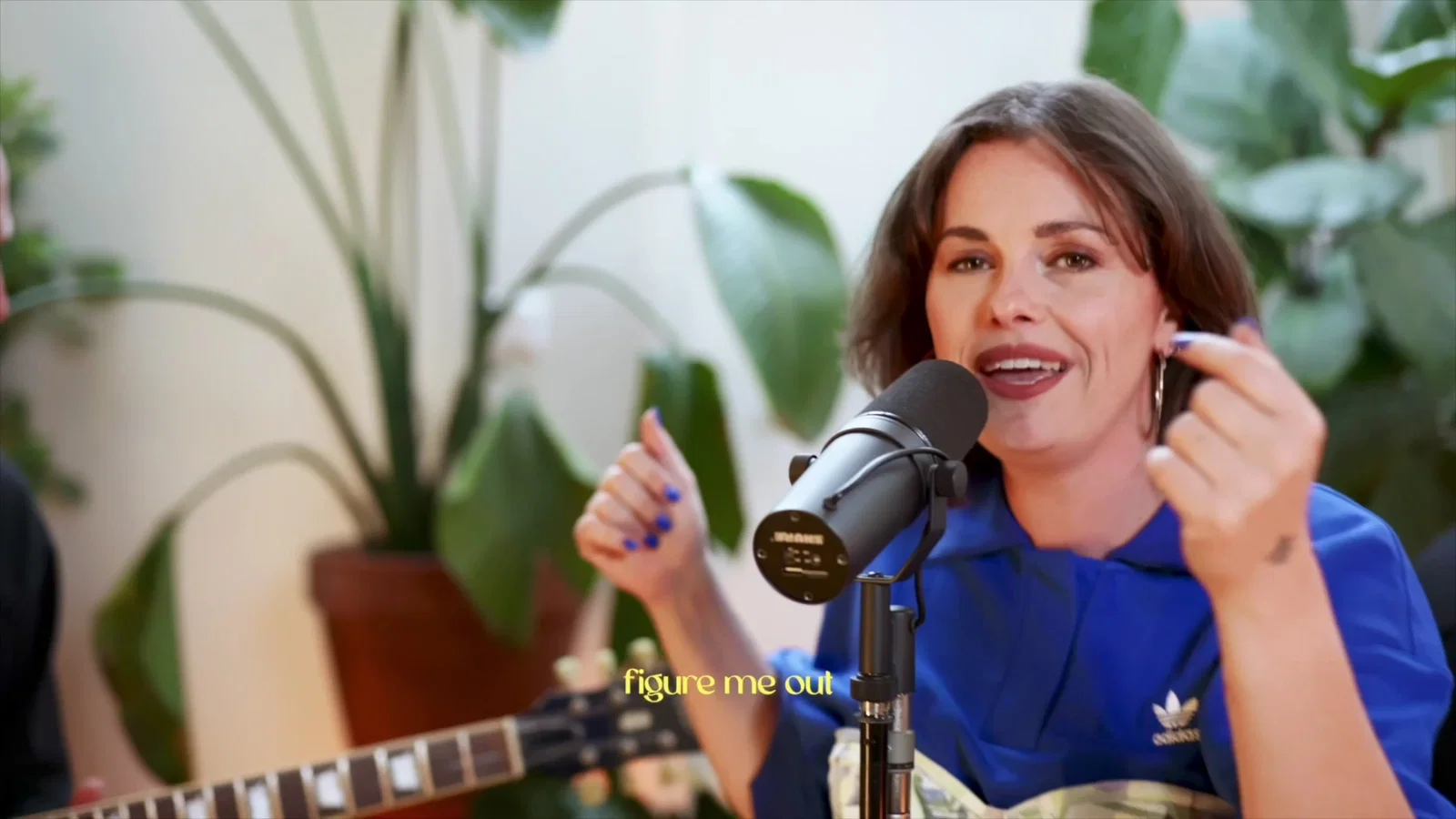 Running (Live At The Living Room) background