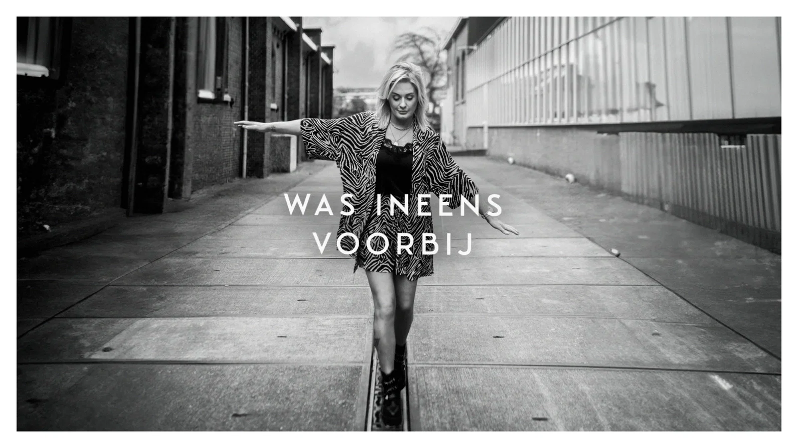 Samen Eén (Lyric Video) background