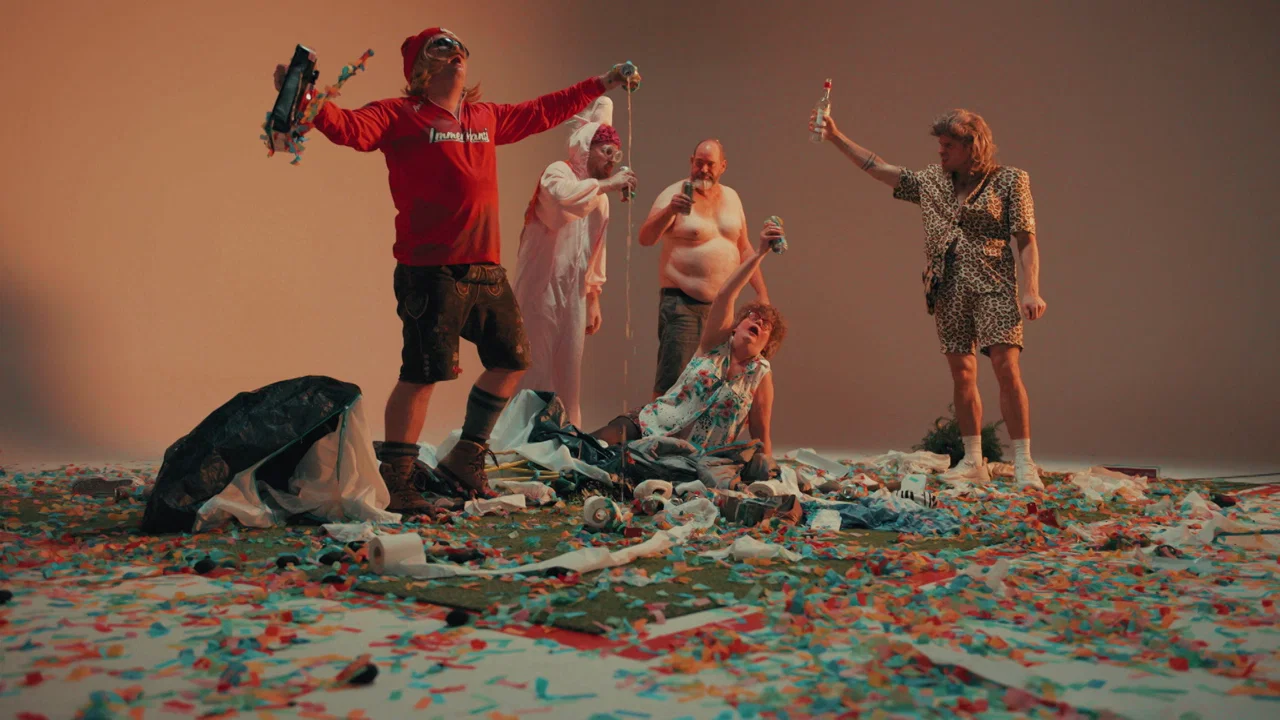 Shots, Sambuca, Confetti, Bazooka background