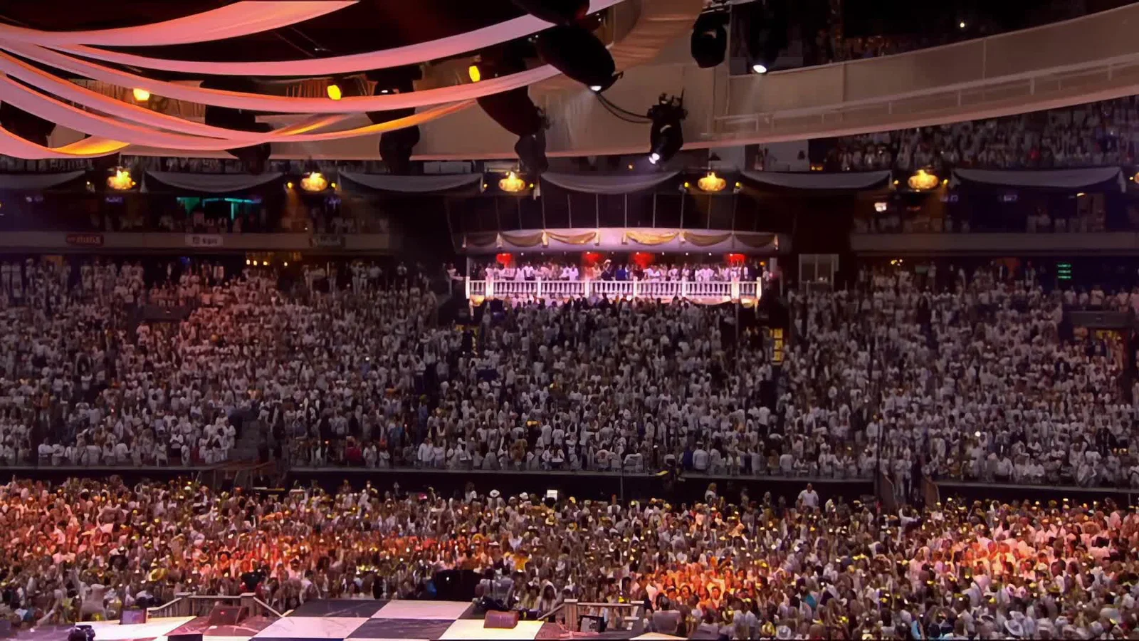 Toppers Opening deel 1 | 2011 background