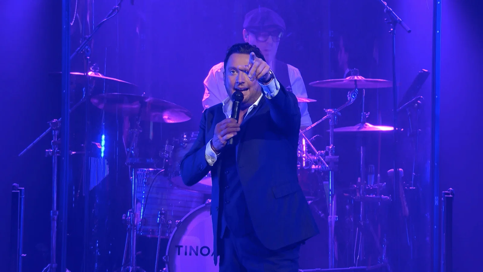 Zij Weet Het - Live in Carré 2023 background