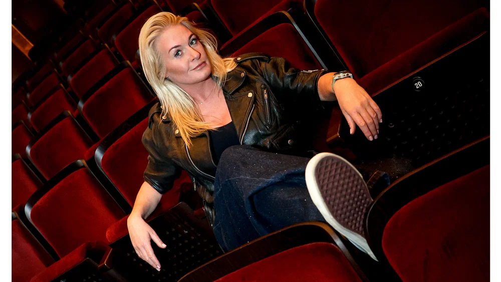 Live in het Theater 2025 background
