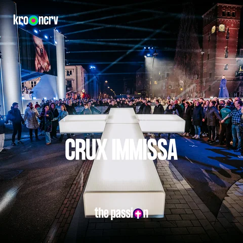 Crux Immissa