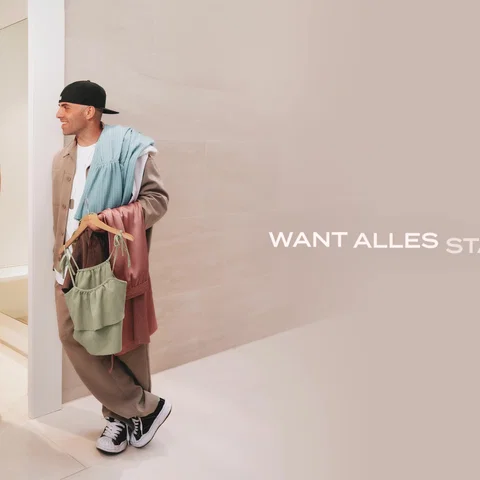 Alles Staat Je  (Lyric Video)
