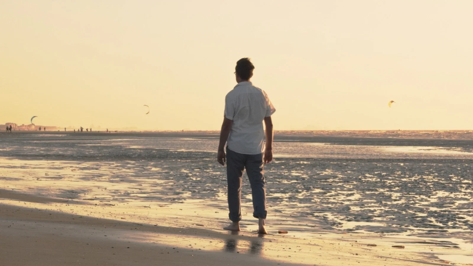Waarom Ben Je Niet bij Mij Gebleven background