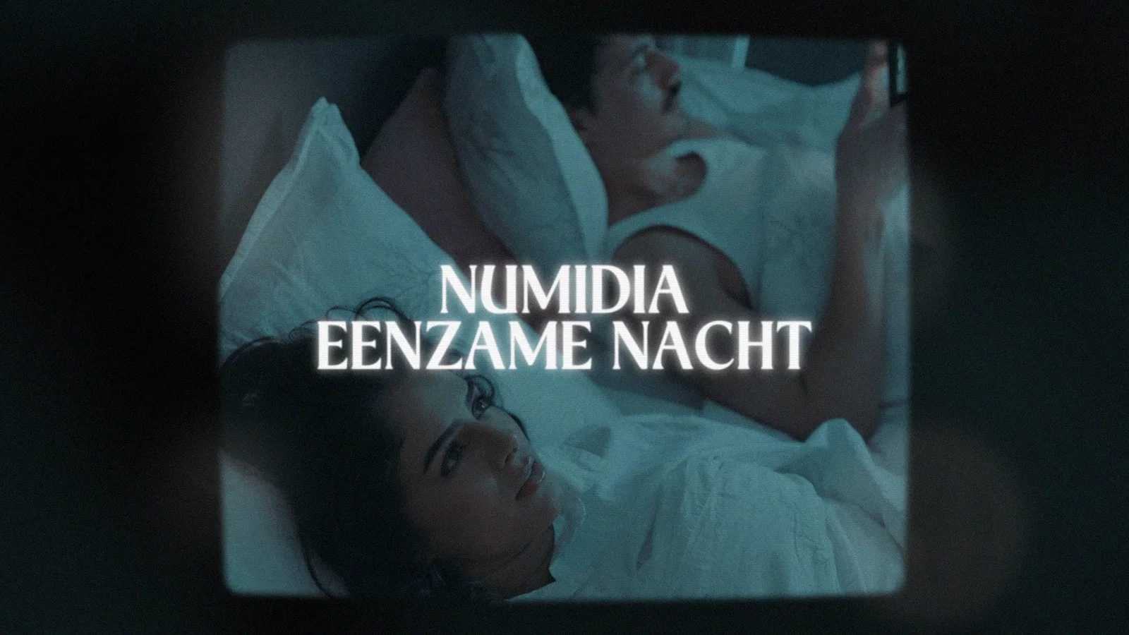 Eenzame Nacht - Lyric Video background