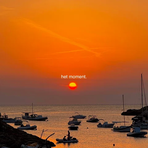het moment.