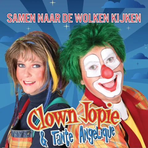 Samen naar de wolken kijken