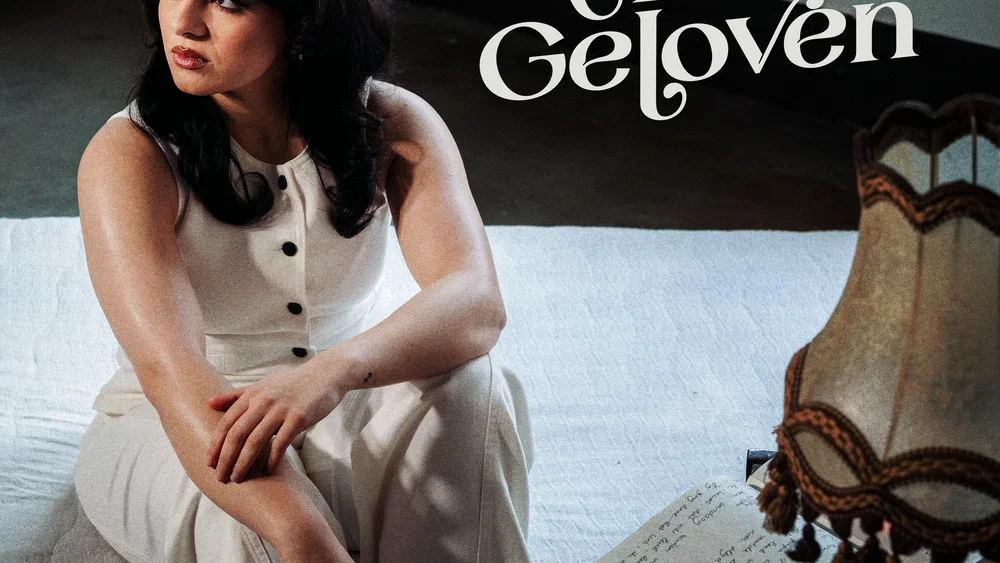 Ik Bleef Geloven background