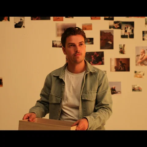 Foto - Official Music Video