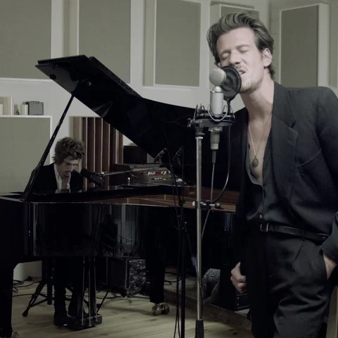 Old Love (Acoustic / A Son Mieux Session)