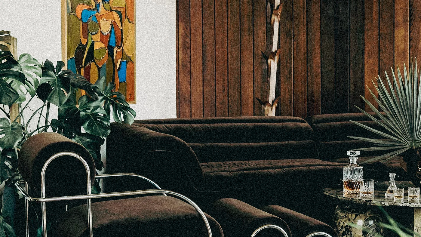 Couch Days background