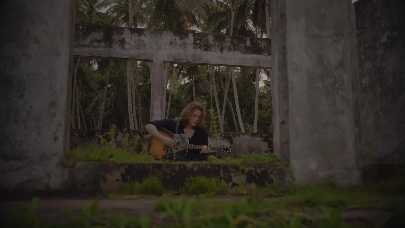 Half Of You - Live In Abidjan background