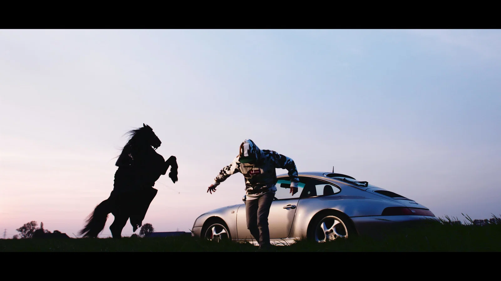 Pull Up In Een Porsche background