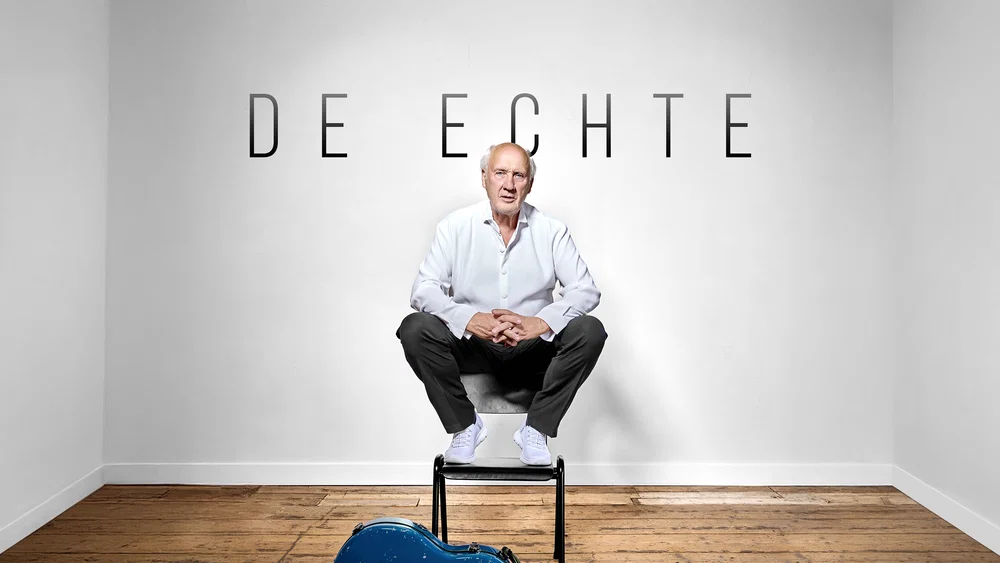 De Echte background
