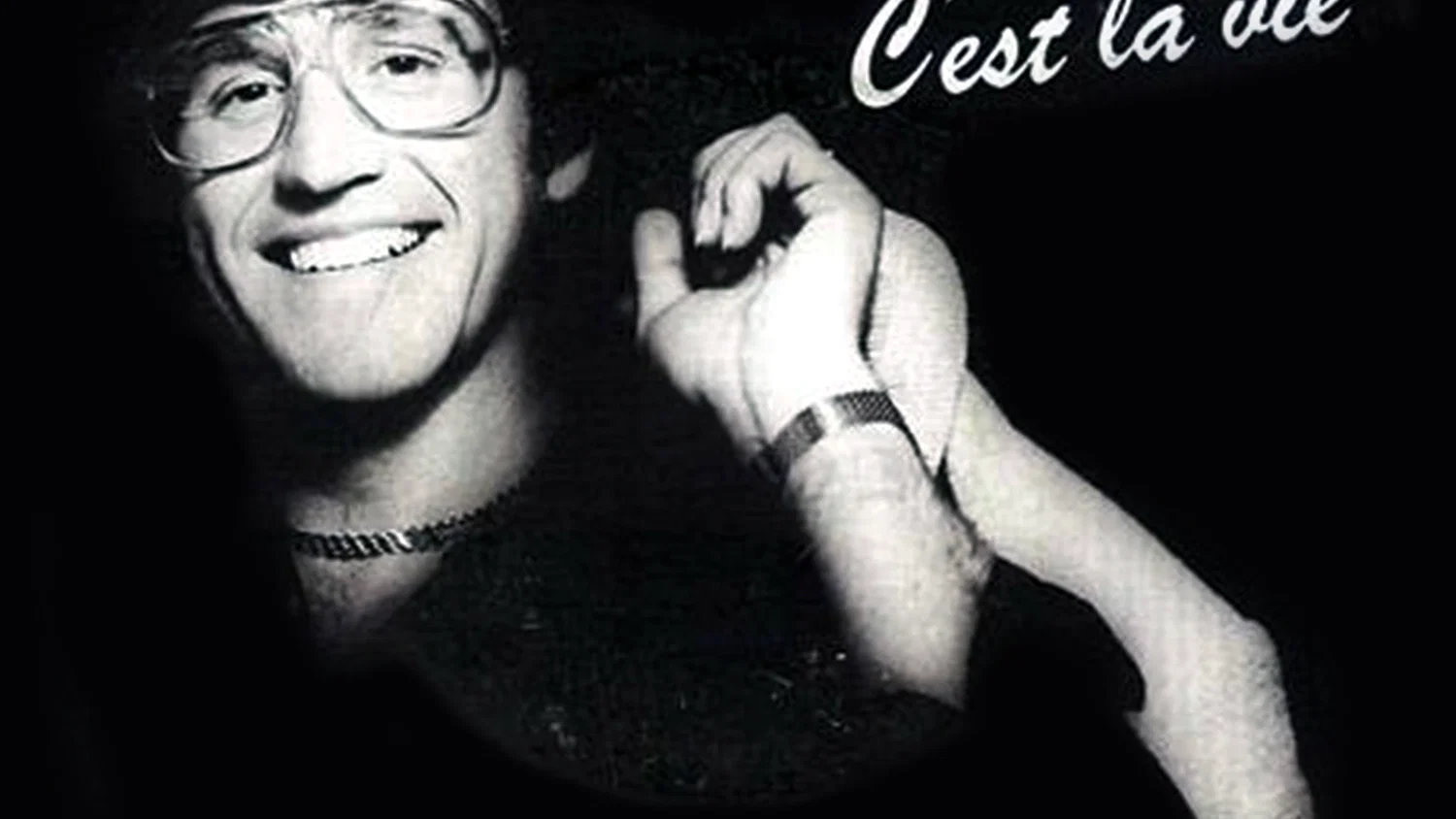 C'est La Vie background