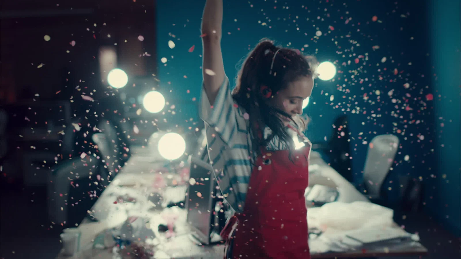 The Right Song background