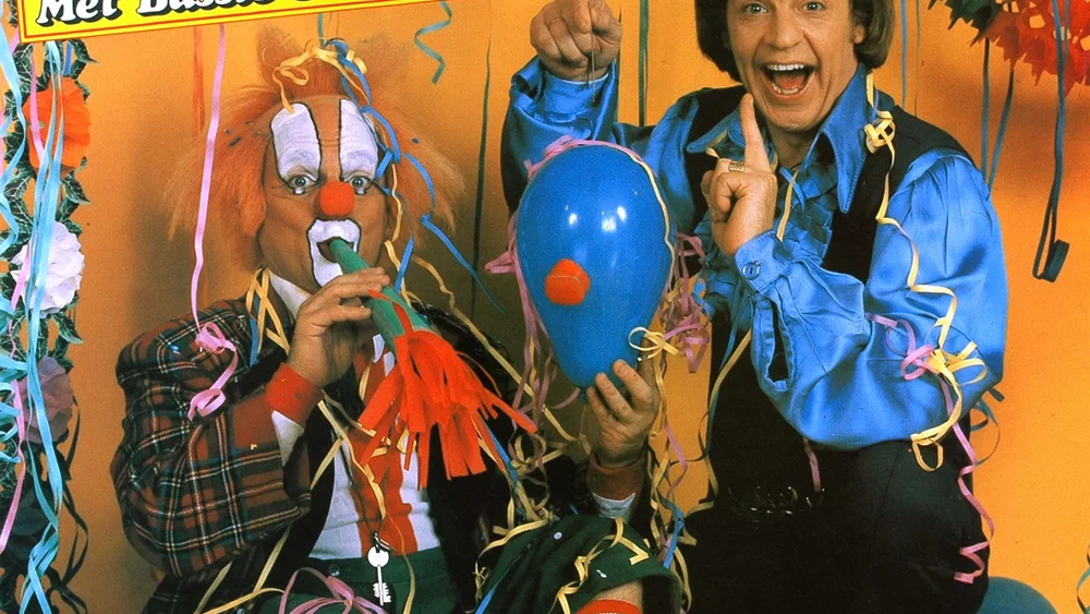 Feest Met Bassie En Adriaan - Liedjes En Praatjes Met Bassie & Adriaan background