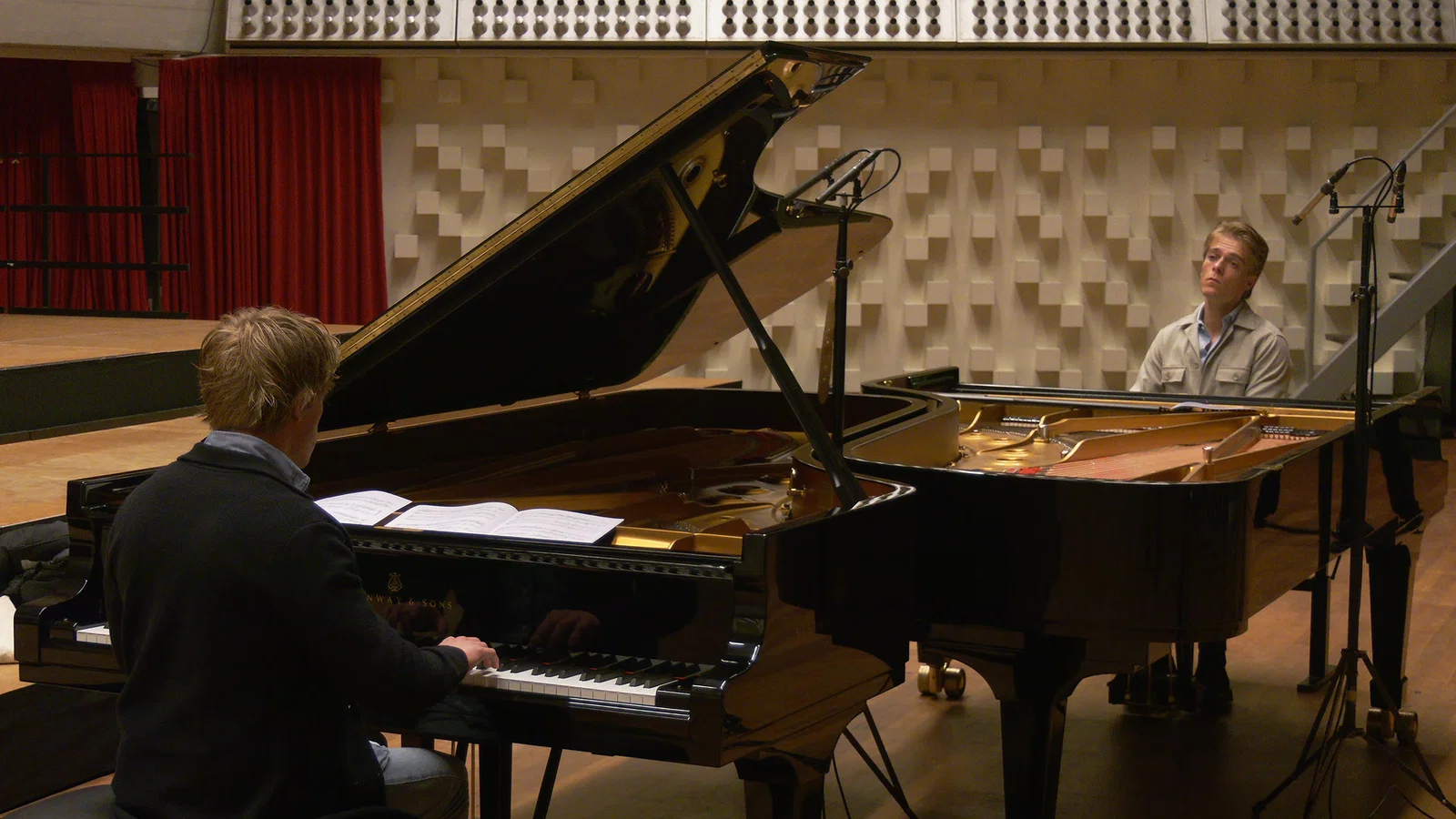 J.S. Bach: Matthäus-Passion, BWV 244: Aria: Aus Liebe will mein Heiland sterben (Arr. Anderson & Roe for 2 Pianos) background