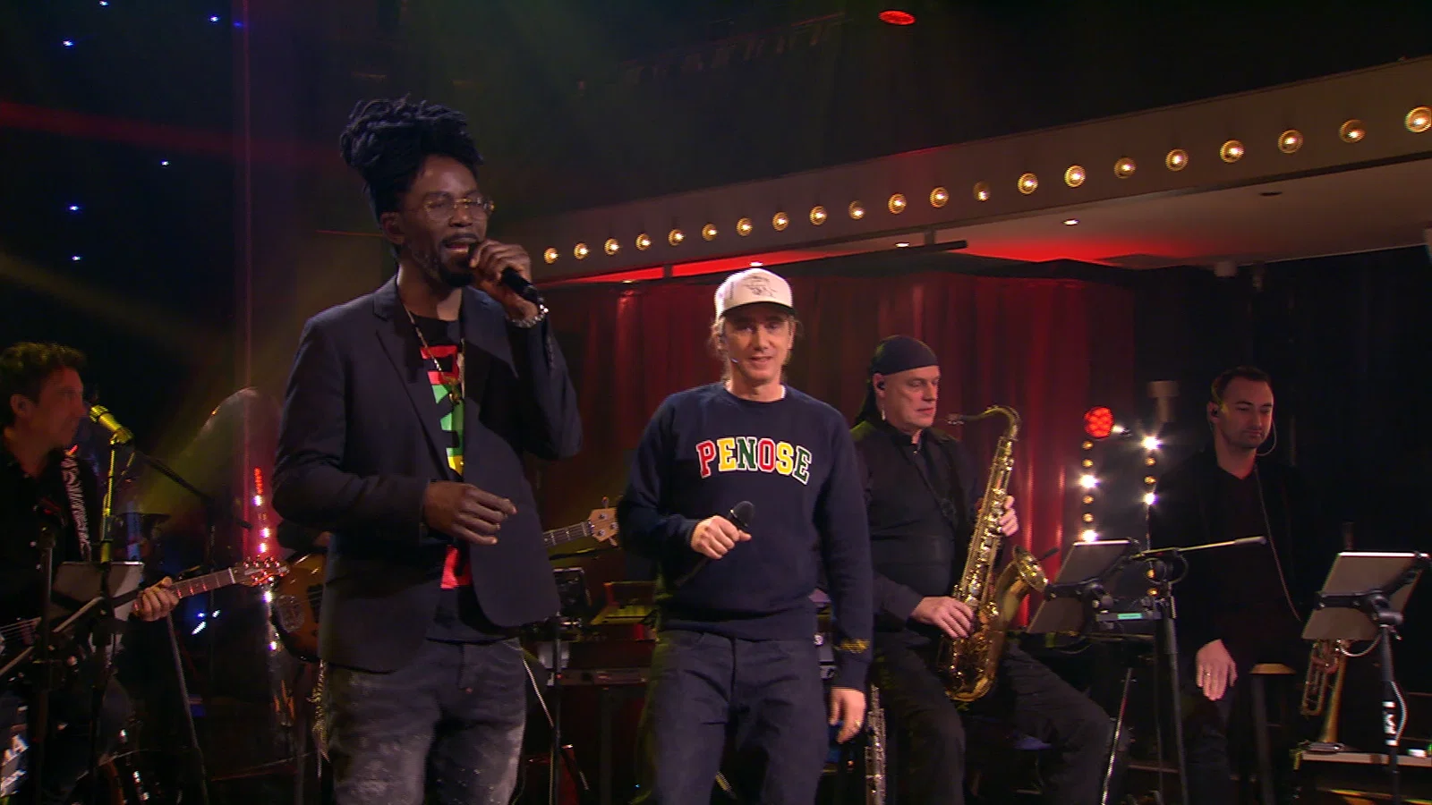 Waarom - Hazes Is De Basis background