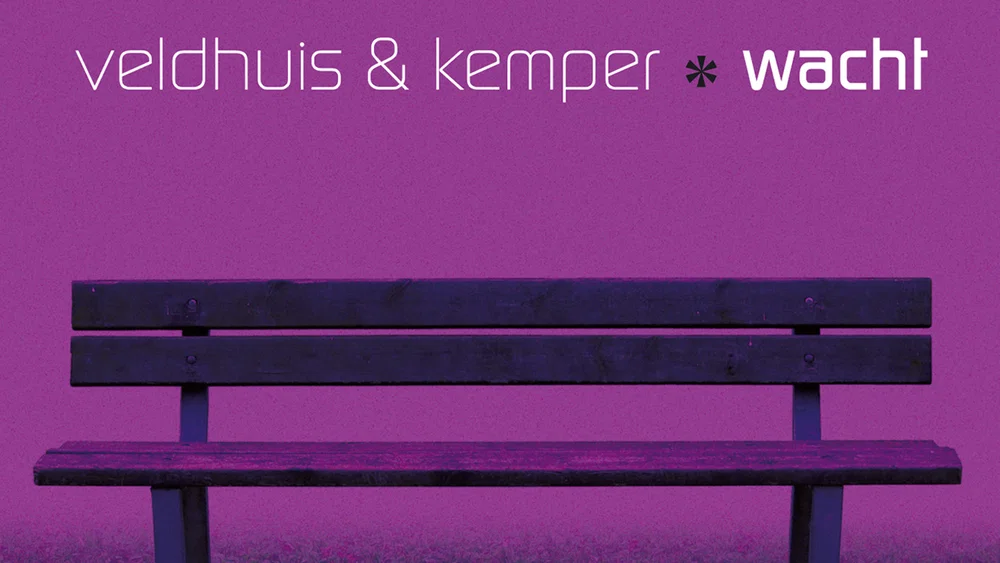 Wacht background