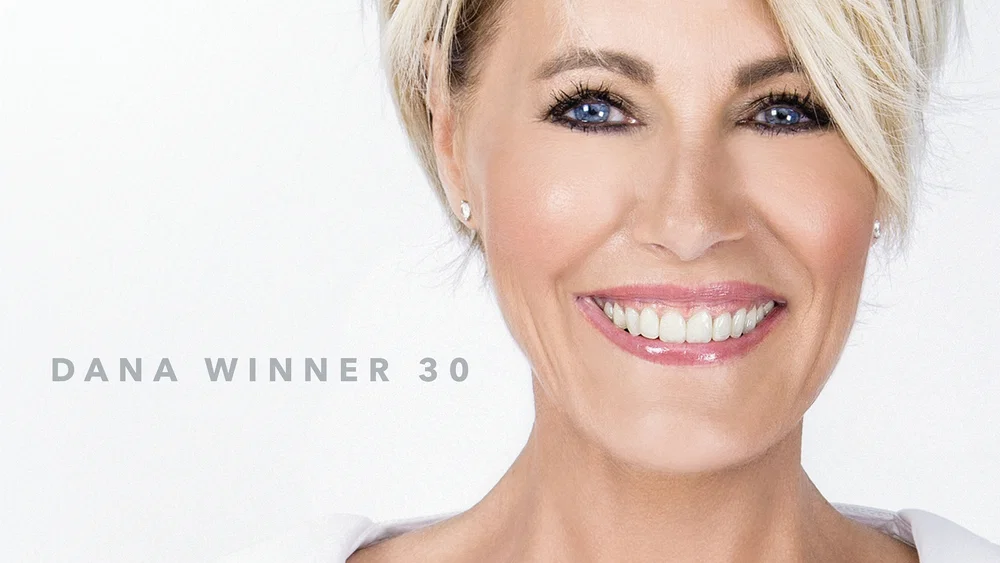 Dana Winner - 30 background